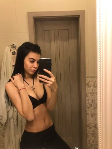 Лаура Фото Видео Реал Луга